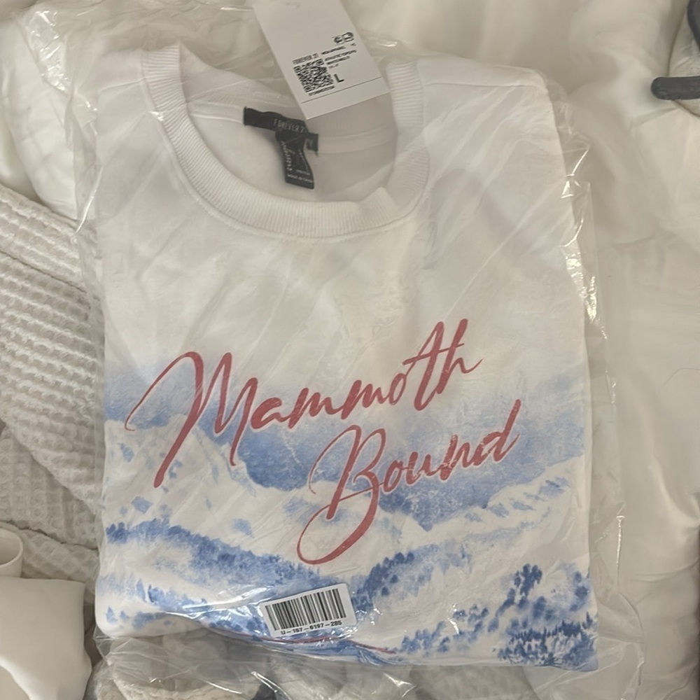 NWT California Graphic Pullover Crewneck Sweatshirt White Mammoth Bound Apres - Picture 3 of 5